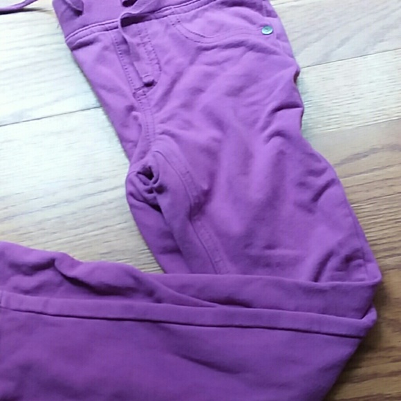 JK jeggings. Super soft! - Picture 3 of 4